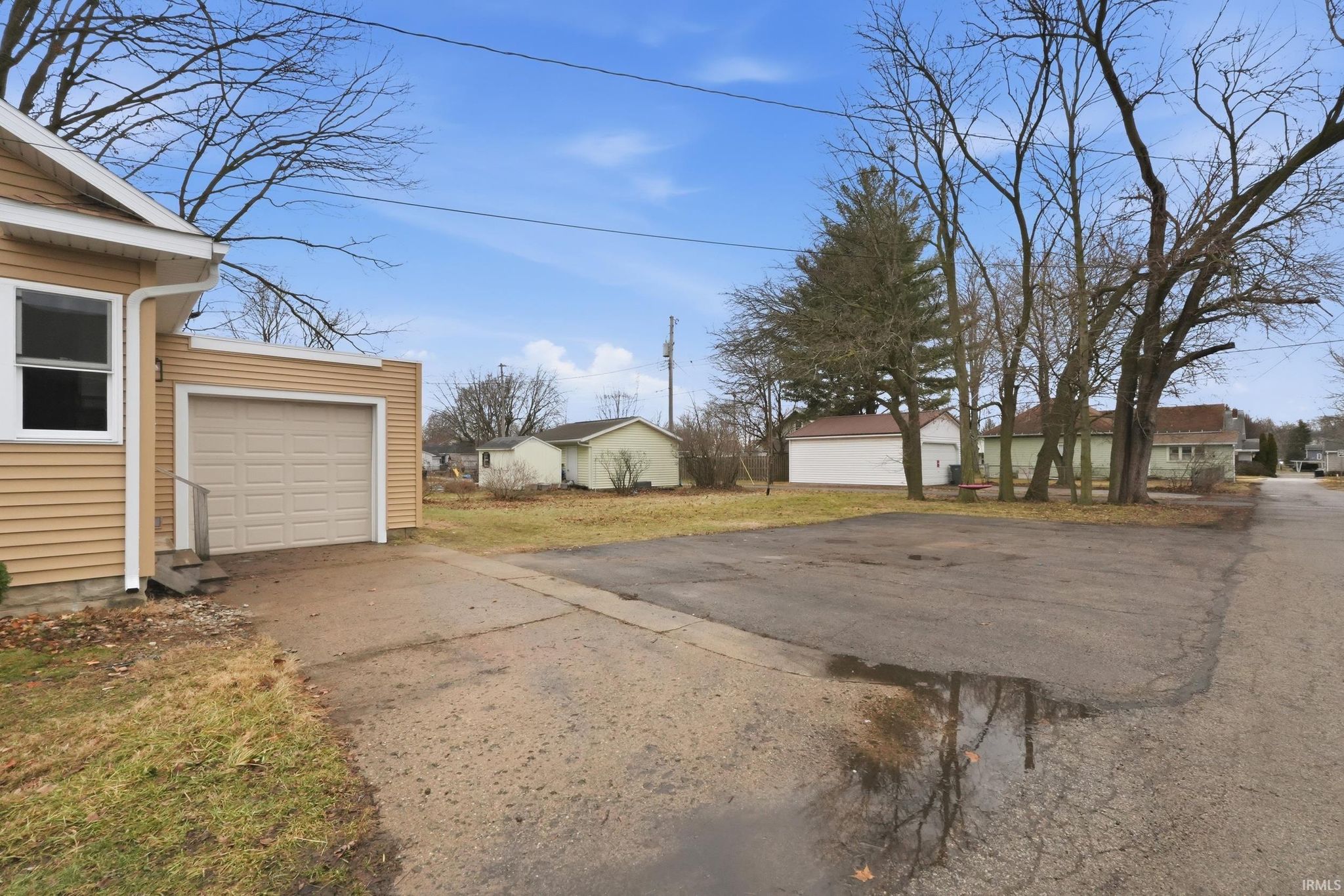 Image of 1611 E Center Street